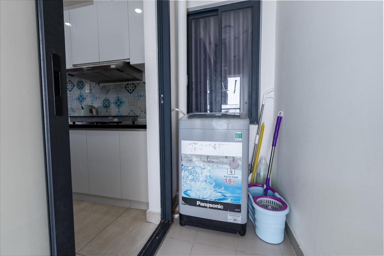 Cozy Private Bedroom In A Luxury 2Br Condo Ho Chi Minh City Exterior photo